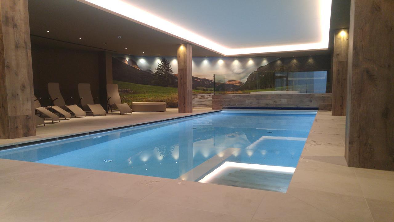 קאמפיטלו די פאסה Hotel Flora Alpina מראה חיצוני תמונה