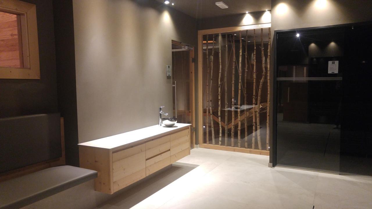קאמפיטלו די פאסה Hotel Flora Alpina מראה חיצוני תמונה