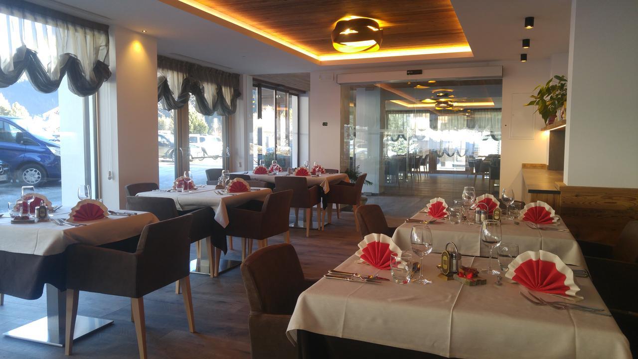 קאמפיטלו די פאסה Hotel Flora Alpina מראה חיצוני תמונה